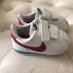 Baby nike cortez size 5c